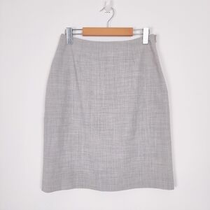 Ideal Women's Mini Skirt in Silver Gray Size Large Career Office Academia